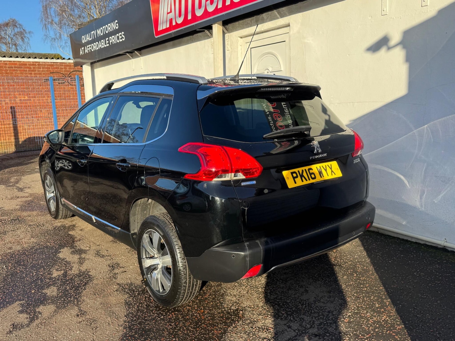 Used Peugeot 2008 2016 for sale - 76786523: Photo 10