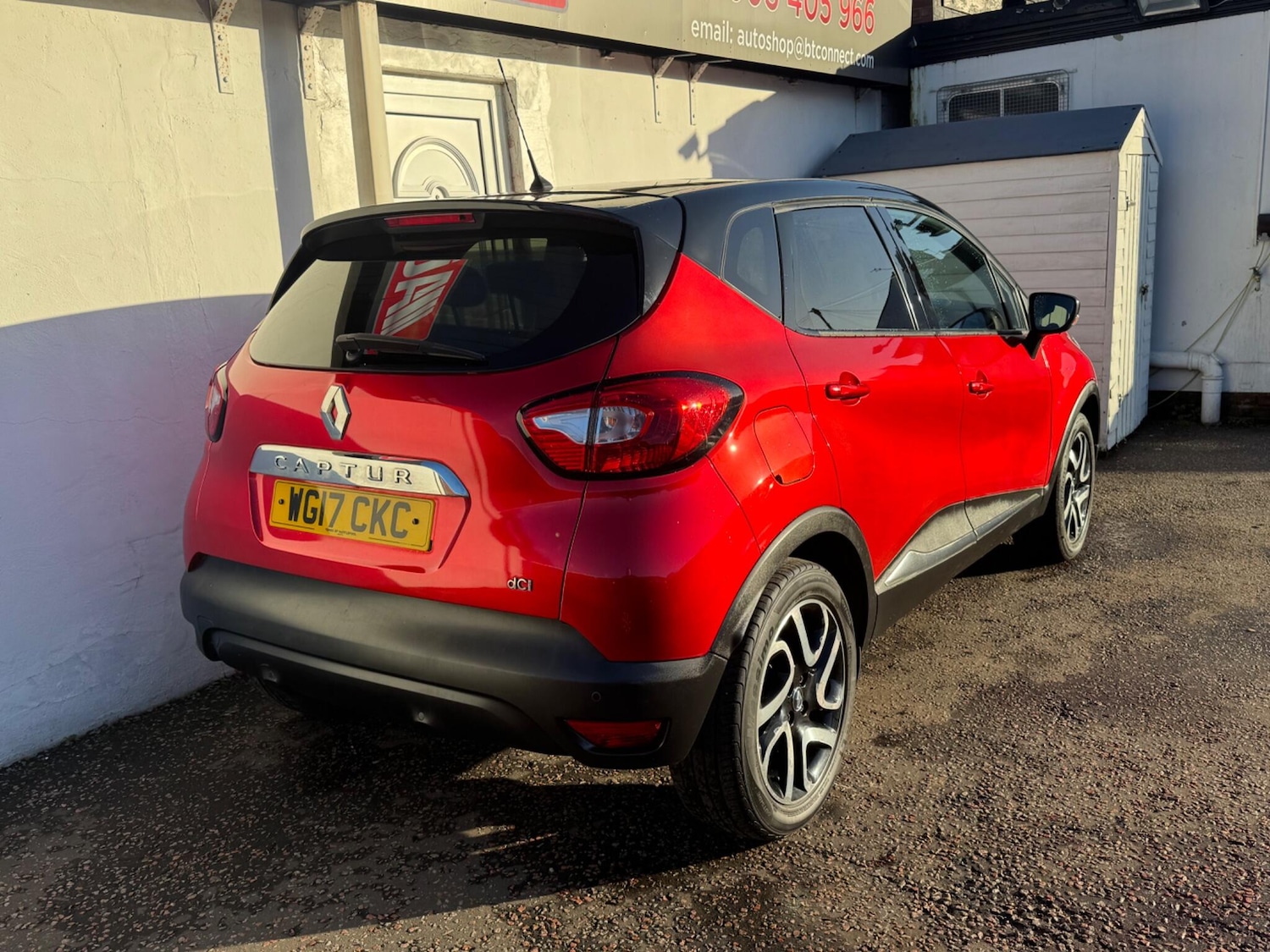 Used Renault Captur 2017 for sale - 76998937: Photo 14