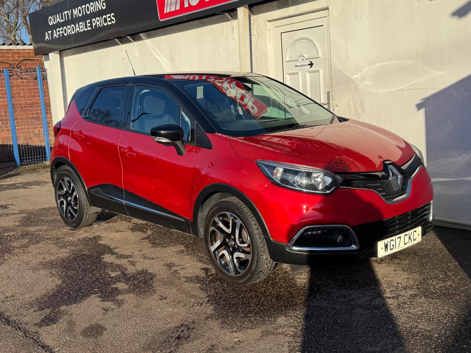 Used Renault Captur 2017 for sale - 76998937: Photo 15