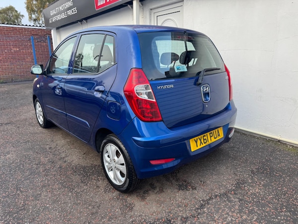 Used Hyundai i10 2011 for sale - 76269963: Photo 15