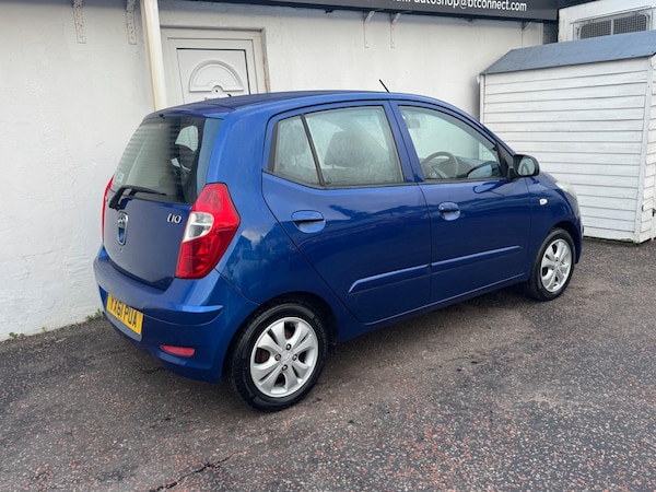 Used Hyundai i10 2011 for sale - 76269963: Photo 17
