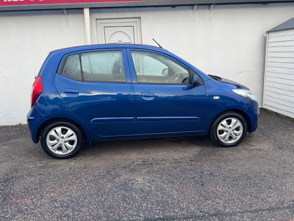 Used Hyundai i10 2011 for sale - 76269963: Photo 2