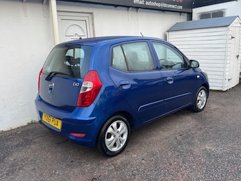 Used Hyundai i10 2011 for sale - 76269963: Photo 3