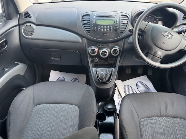 Used Hyundai i10 2011 for sale - 76269963: Photo 5