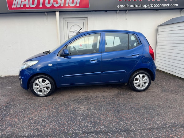 Used Hyundai i10 2011 for sale - 76269963: Photo 9