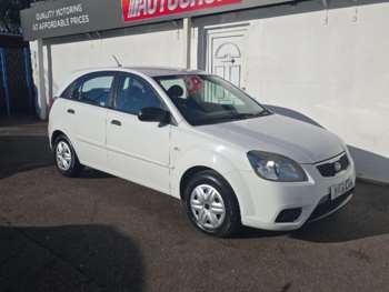 2011 (61) - 1.4 1 5dr