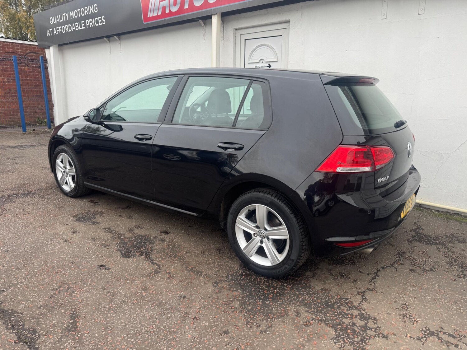 Used Volkswagen Golf 2015 for sale - 76270831: Photo 15