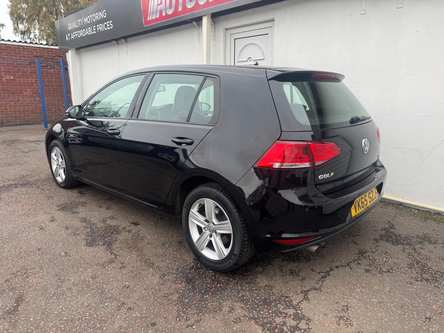 Used Volkswagen Golf 2015 for sale - 76270831: Photo 16