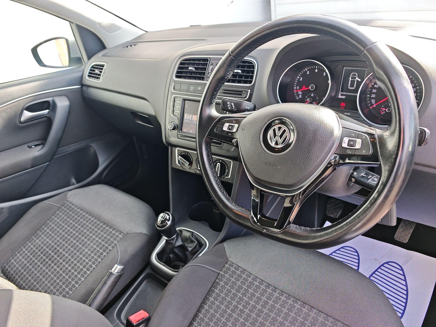 Used Volkswagen Polo 2015 for sale - 76432282: Photo 19