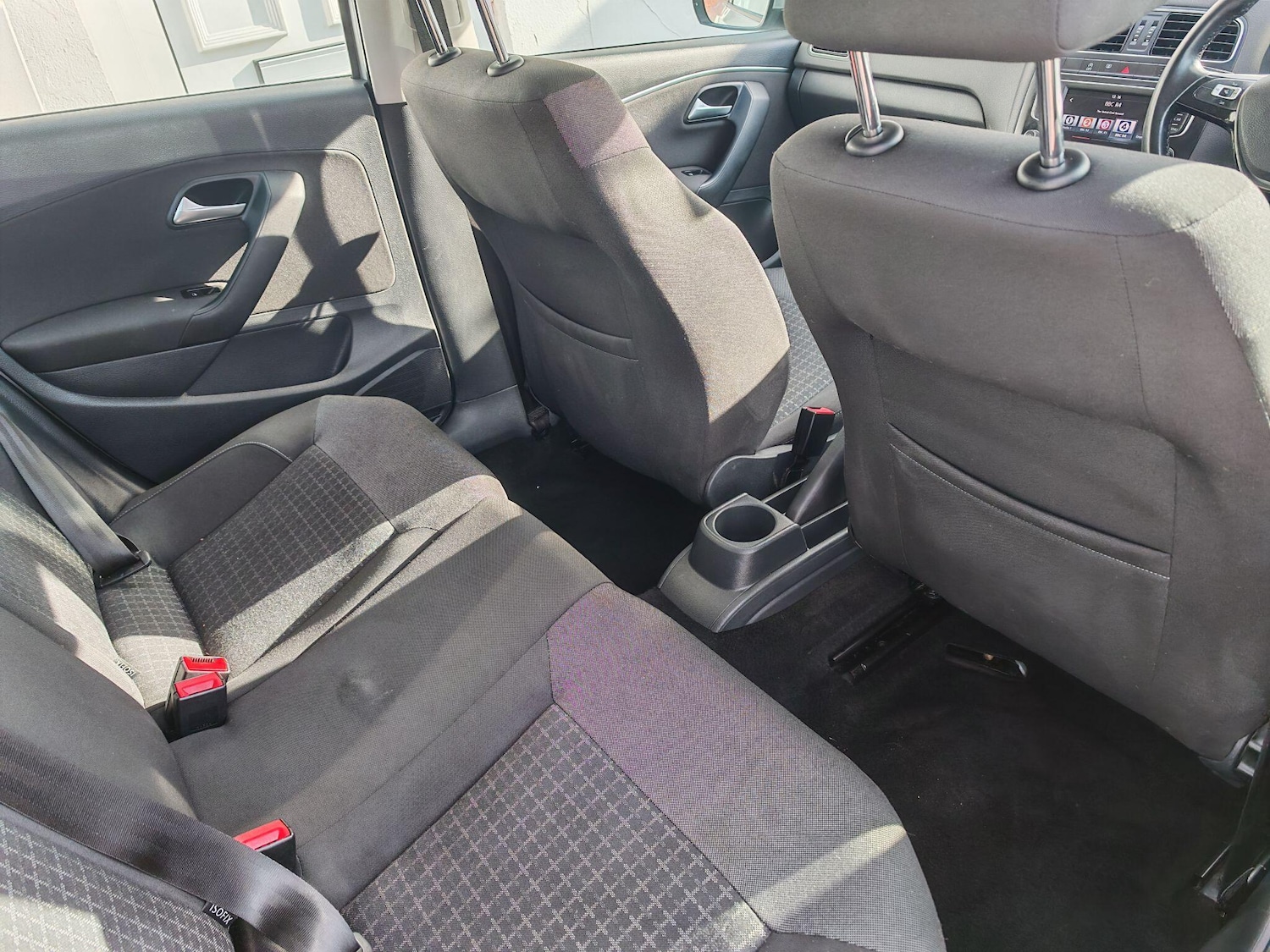 Used Volkswagen Polo 2015 for sale - 76432282: Photo 21