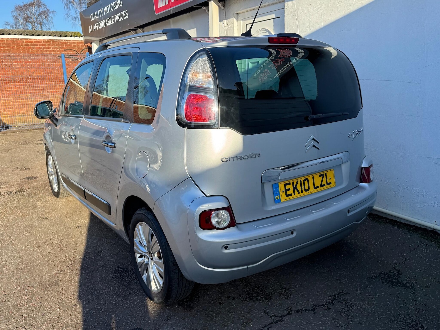 Used Citroen C3 Picasso 2010 for sale - 77015562: Photo 10