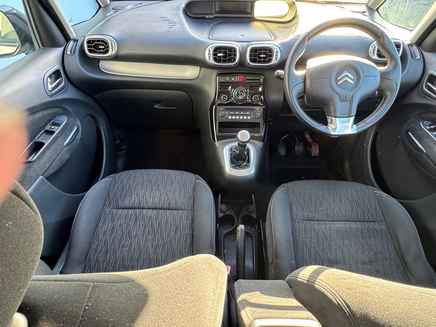 Used Citroen C3 Picasso 2010 for sale - 77015562: Photo 5