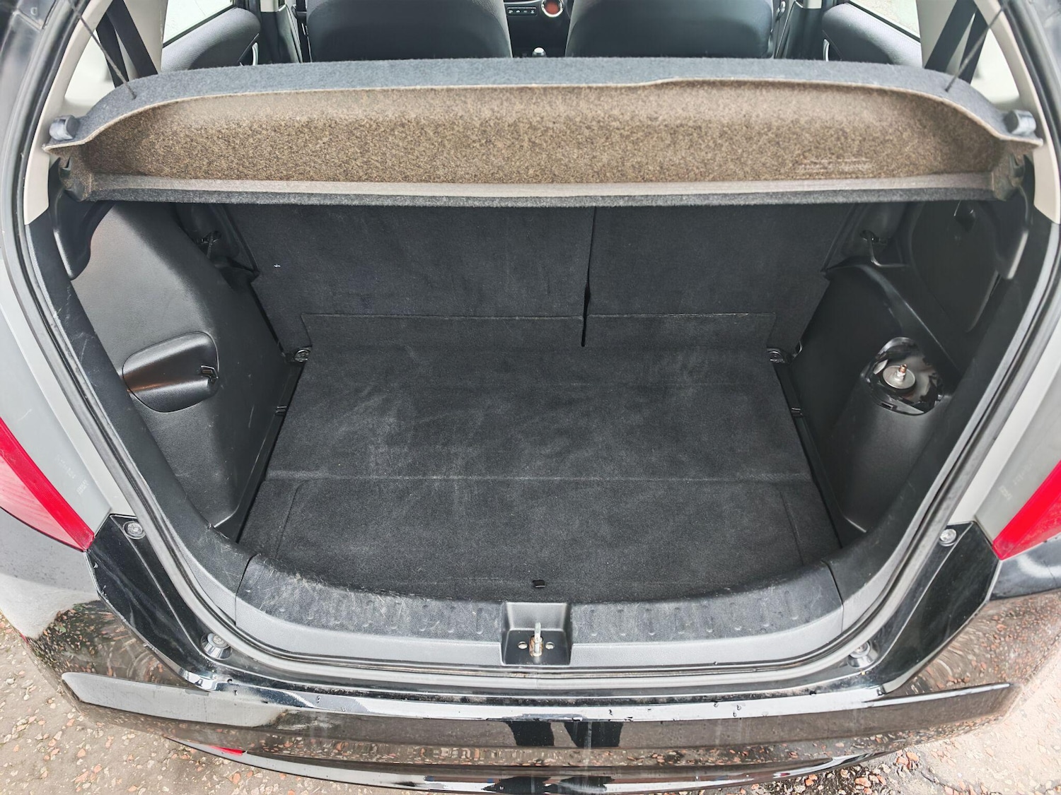 Used Honda Jazz 2013 for sale - 76620444: Photo 16