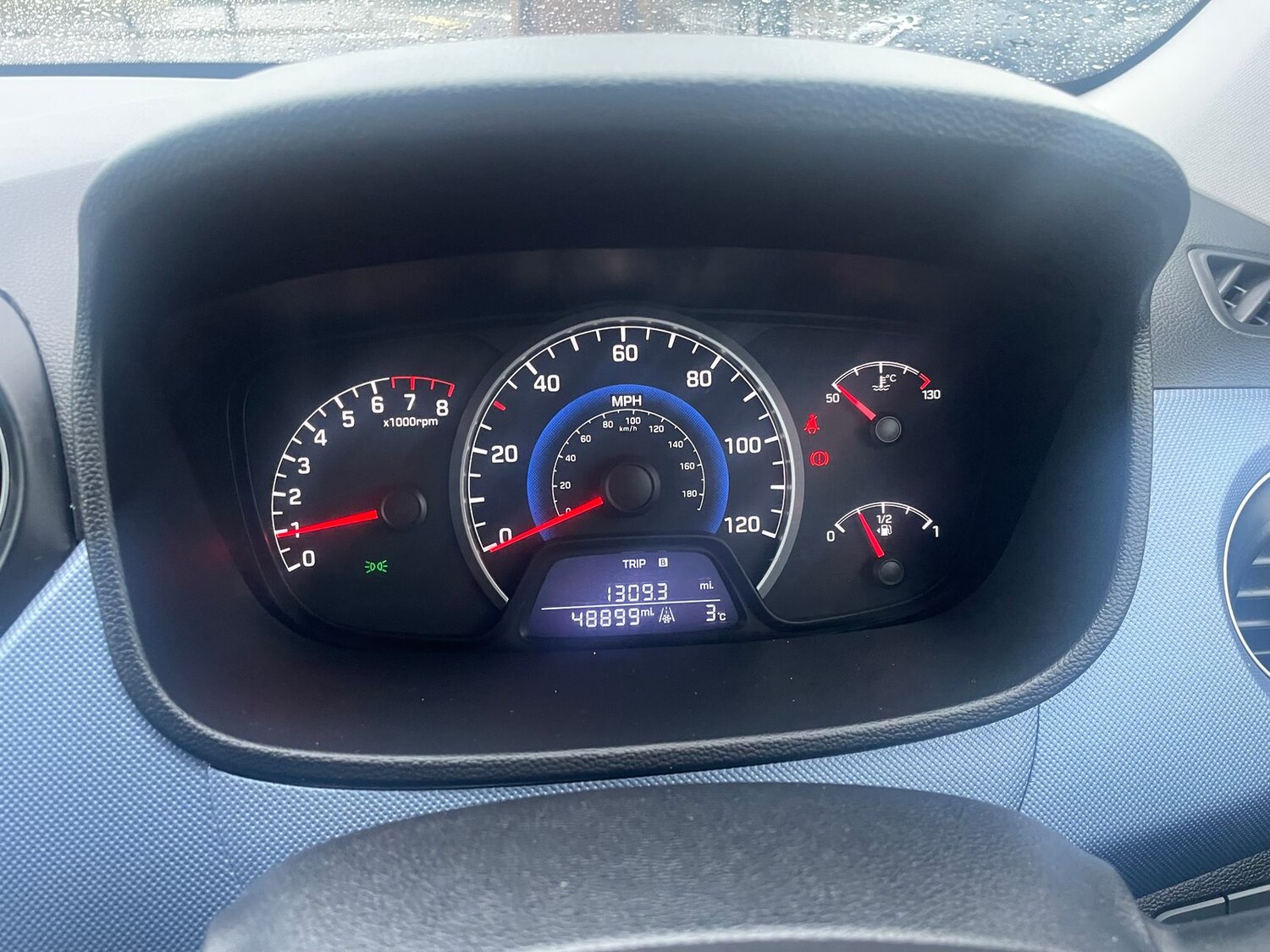 Used Hyundai i10 2014 for sale - 77457960: Photo 16