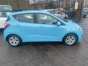 Used Hyundai i10 2014 for sale - 77457960: Photo