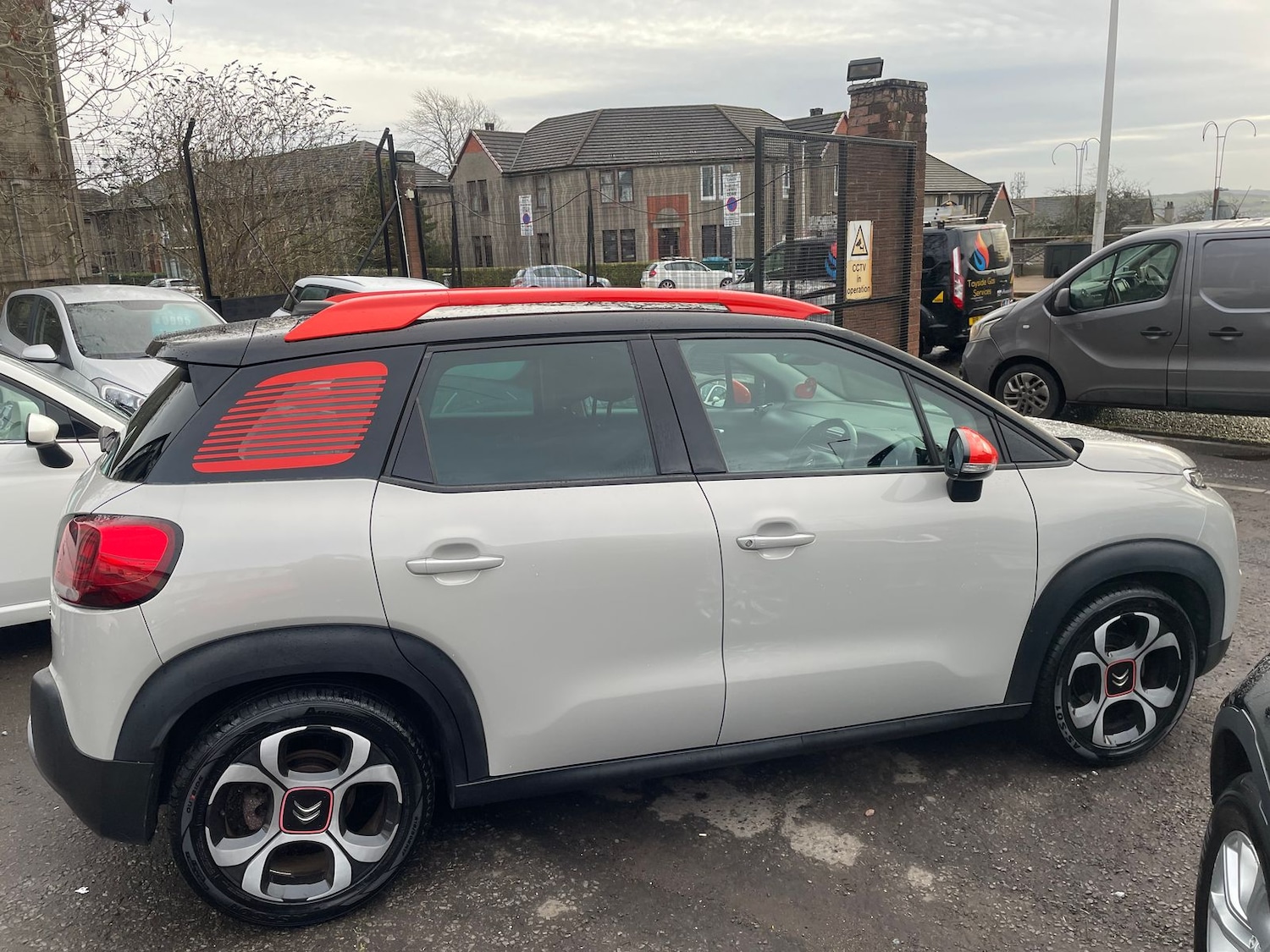 Used Citroen C3 Aircross 2018 for sale - 76999732: Photo 3
