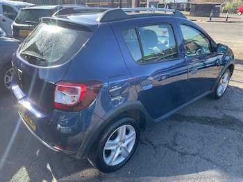 Used Dacia Sandero Stepway 2016 for sale - 78236028: Photo