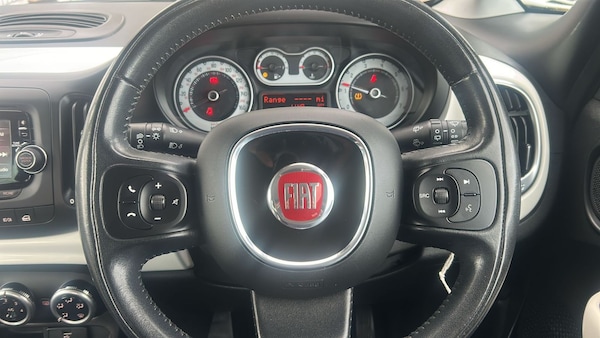 Used Fiat 500L 2015 for sale - 76229373: Photo 17