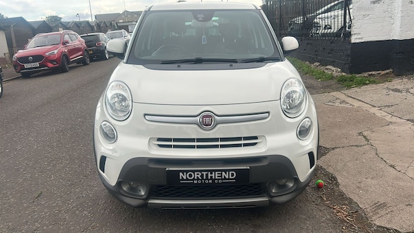 Used Fiat 500L 2015 for sale - 76229373: Photo 2