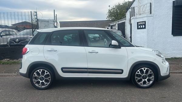 Used Fiat 500L 2015 for sale - 76229373: Photo 3