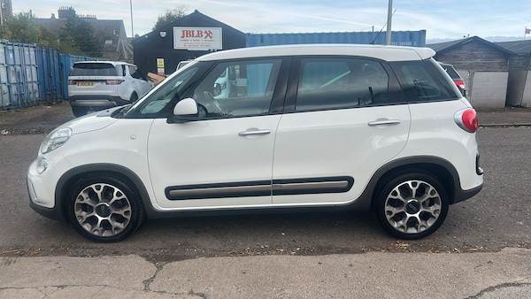 Used Fiat 500L 2015 for sale - 76229373: Photo 7