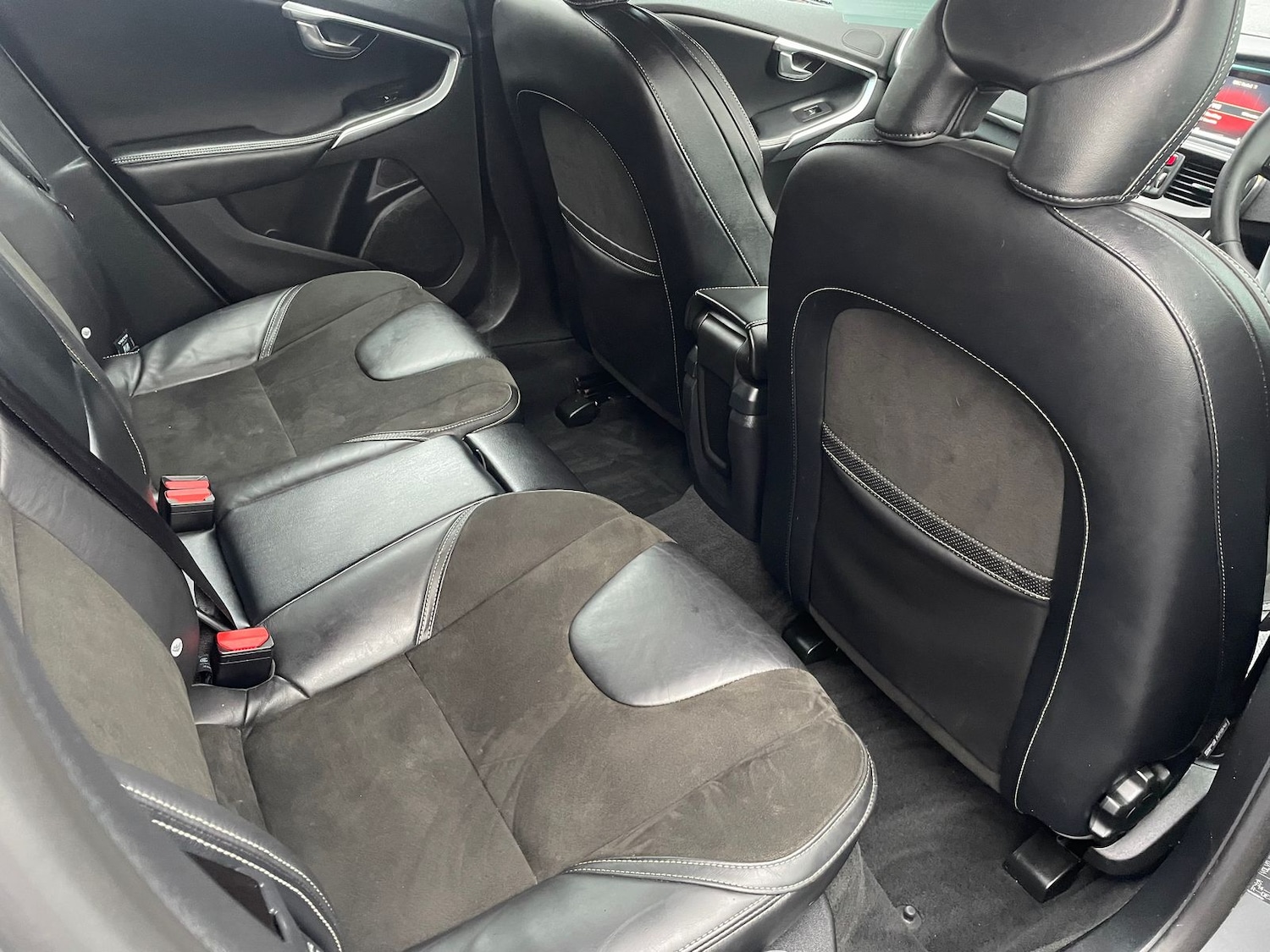 Used Volvo V40 2018 for sale - 76574961: Photo 12