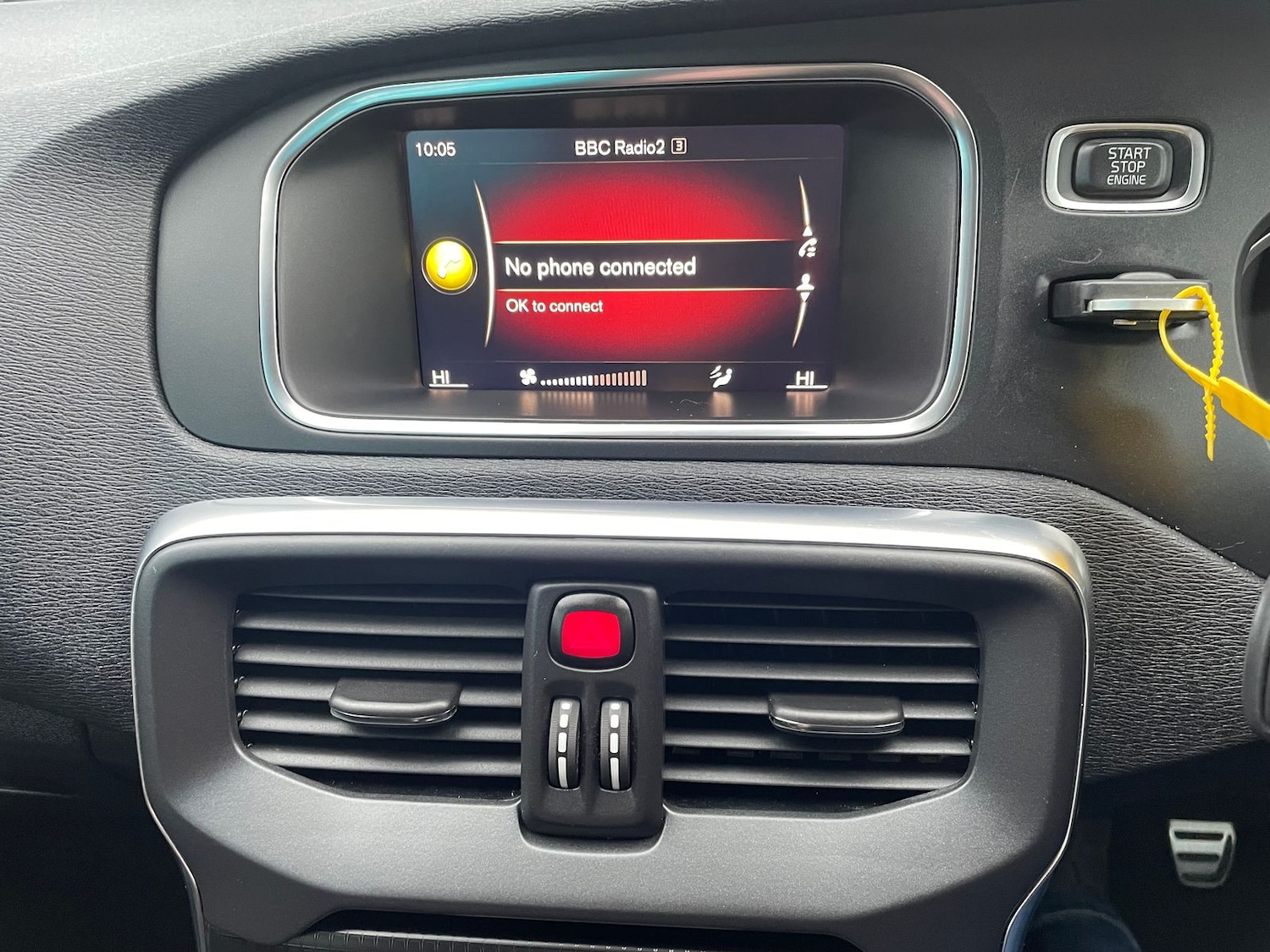 Used Volvo V40 2018 for sale - 76574961: Photo 16