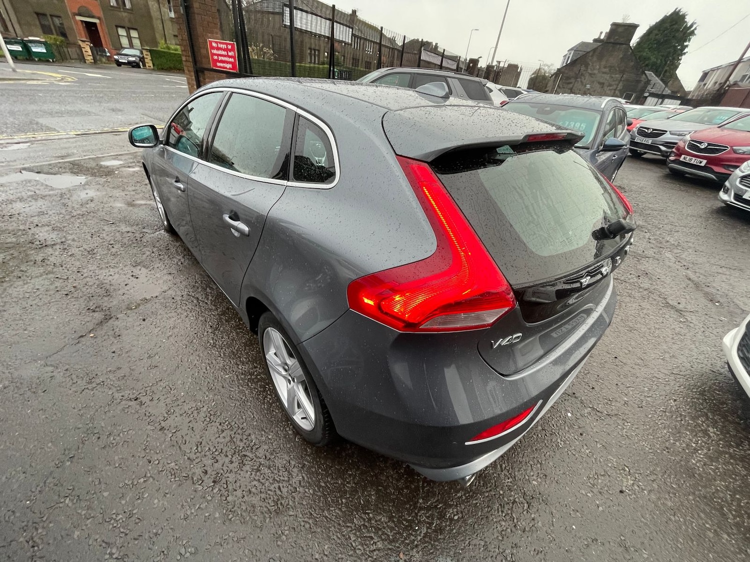 Used Volvo V40 2018 for sale - 76574961: Photo 6