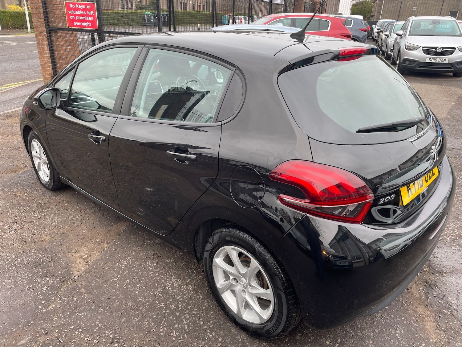 Used Peugeot 208 2018 for sale - 78179049: Photo 6