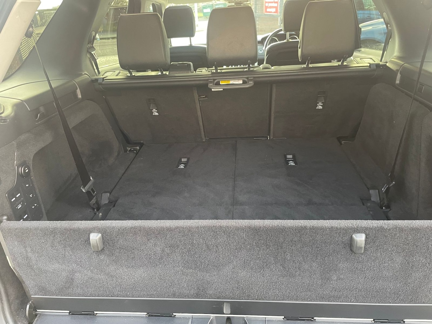 Used Land Rover Discovery 2017 for sale - 78150024: Photo 11