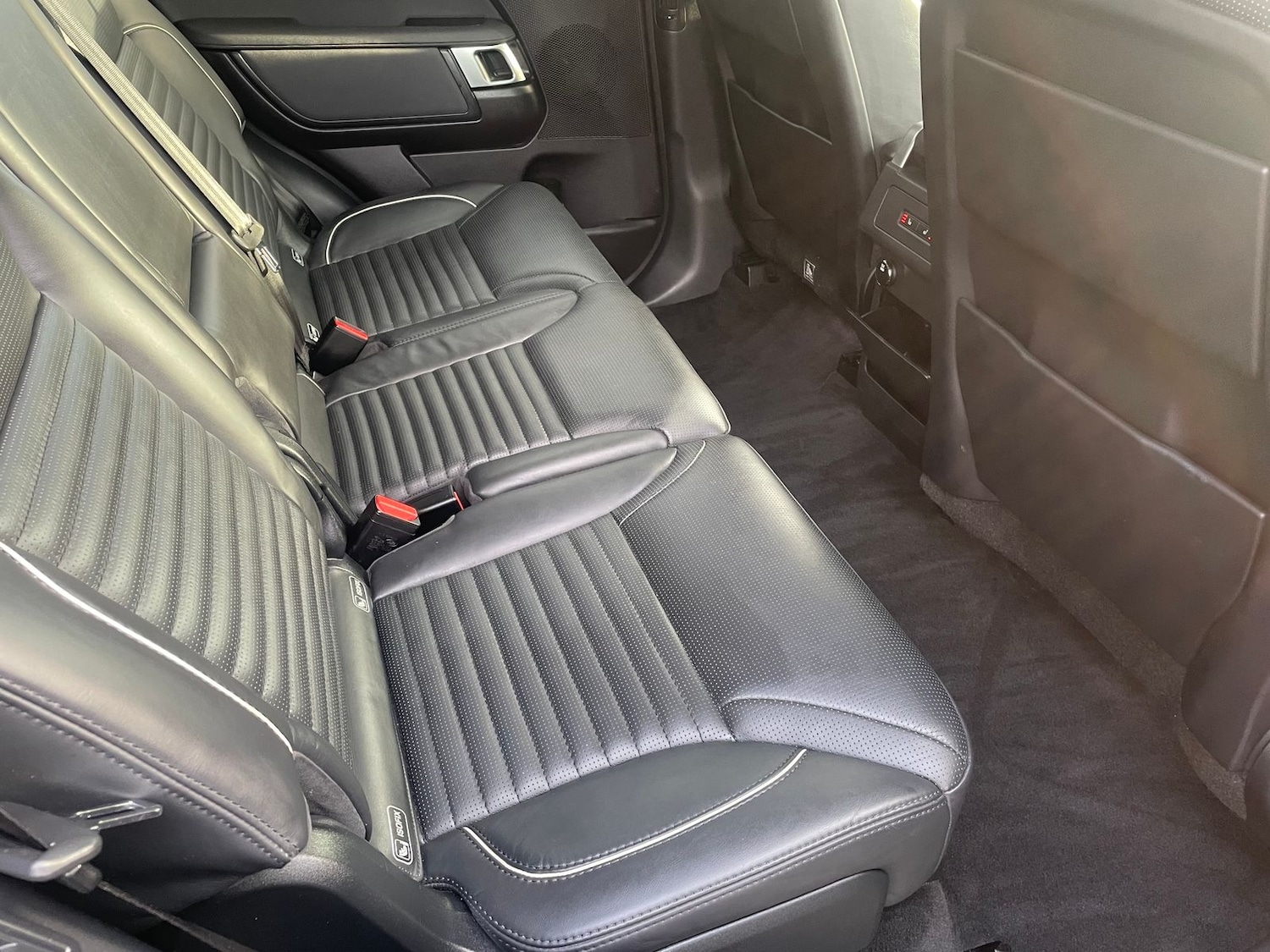 Used Land Rover Discovery 2017 for sale - 78150024: Photo 12