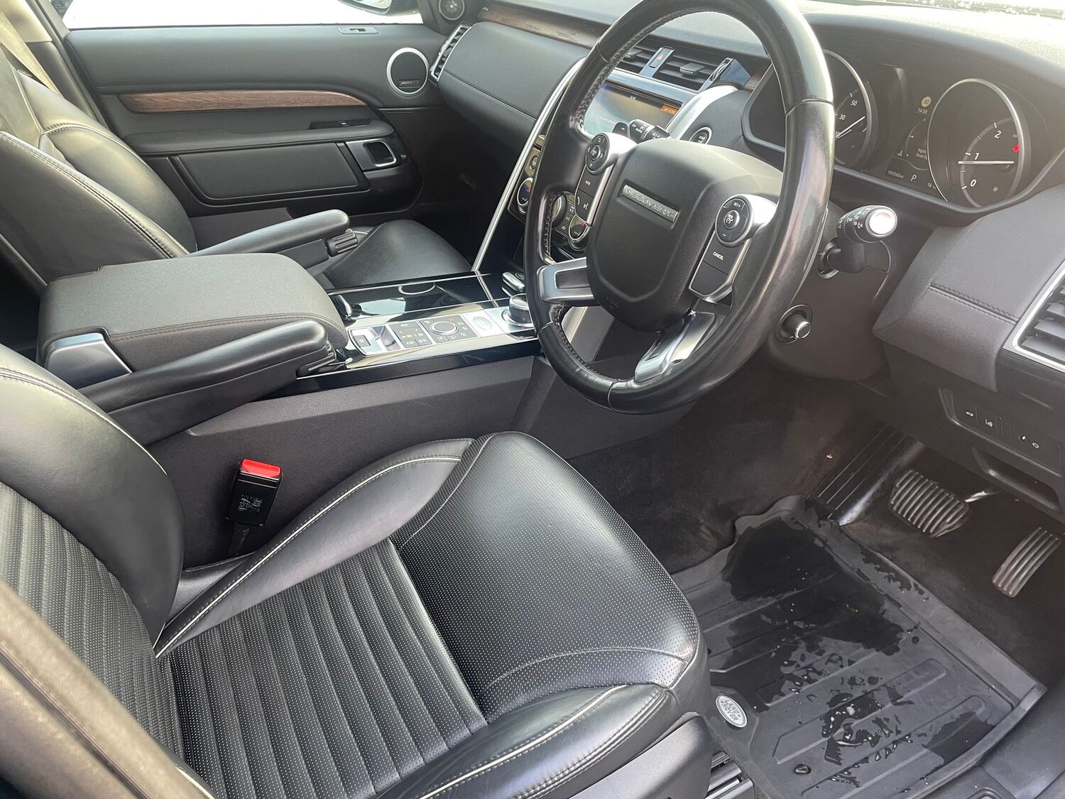 Used Land Rover Discovery 2017 for sale - 78150024: Photo 16