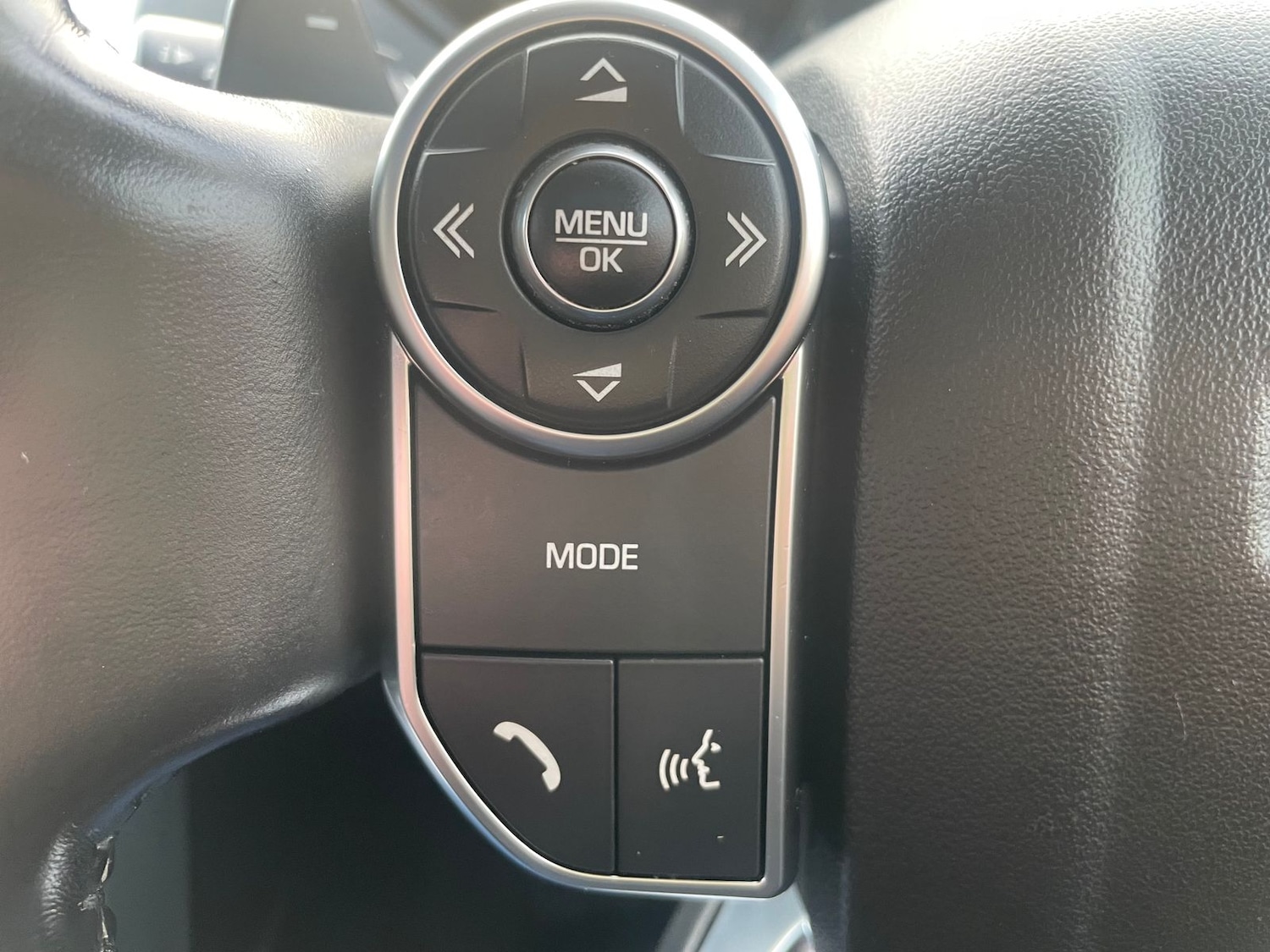 Used Land Rover Discovery 2017 for sale - 78150024: Photo 25