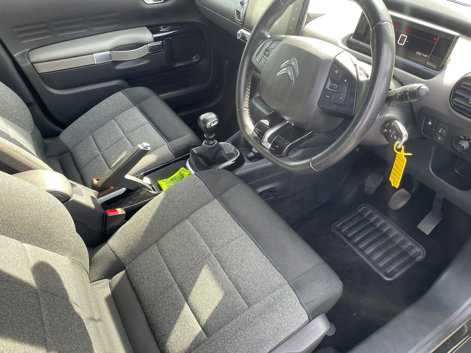 Used Citroen C4 Cactus 2018 for sale - 75943477: Photo 12