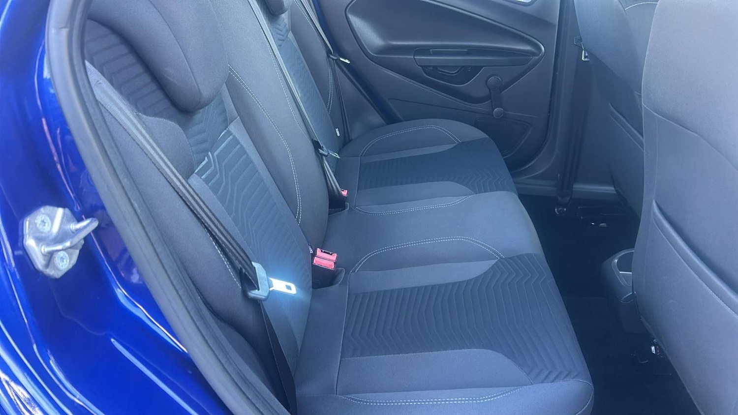 Used Ford Fiesta 2015 for sale - 76350695: Photo 10