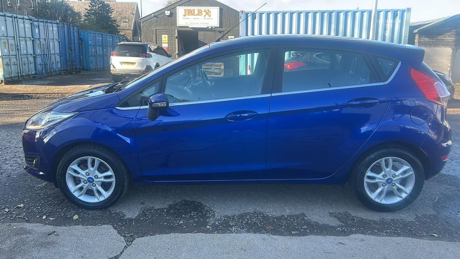 Used Ford Fiesta 2015 for sale - 76350695: Photo 7