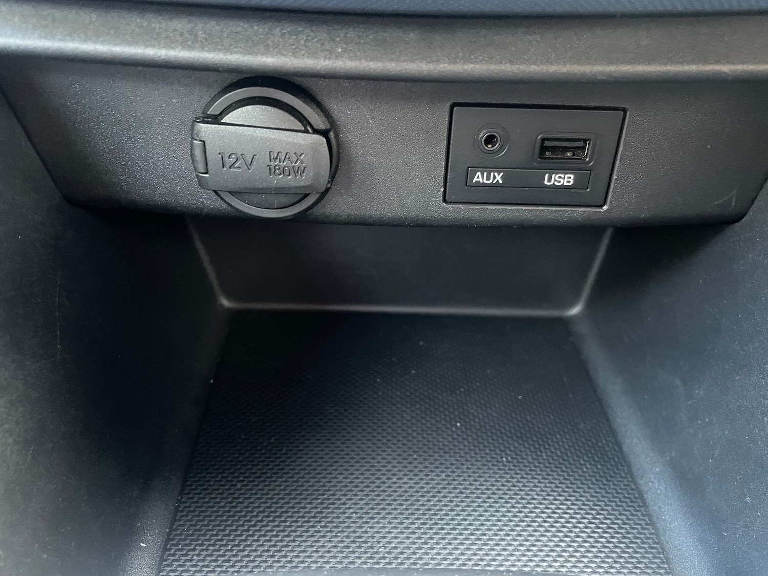 Used Hyundai i10 2015 for sale - 76361700: Photo 15