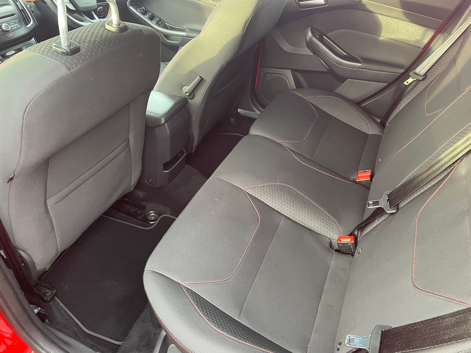 Used Ford Focus 2018 for sale - 76842227: Photo 10