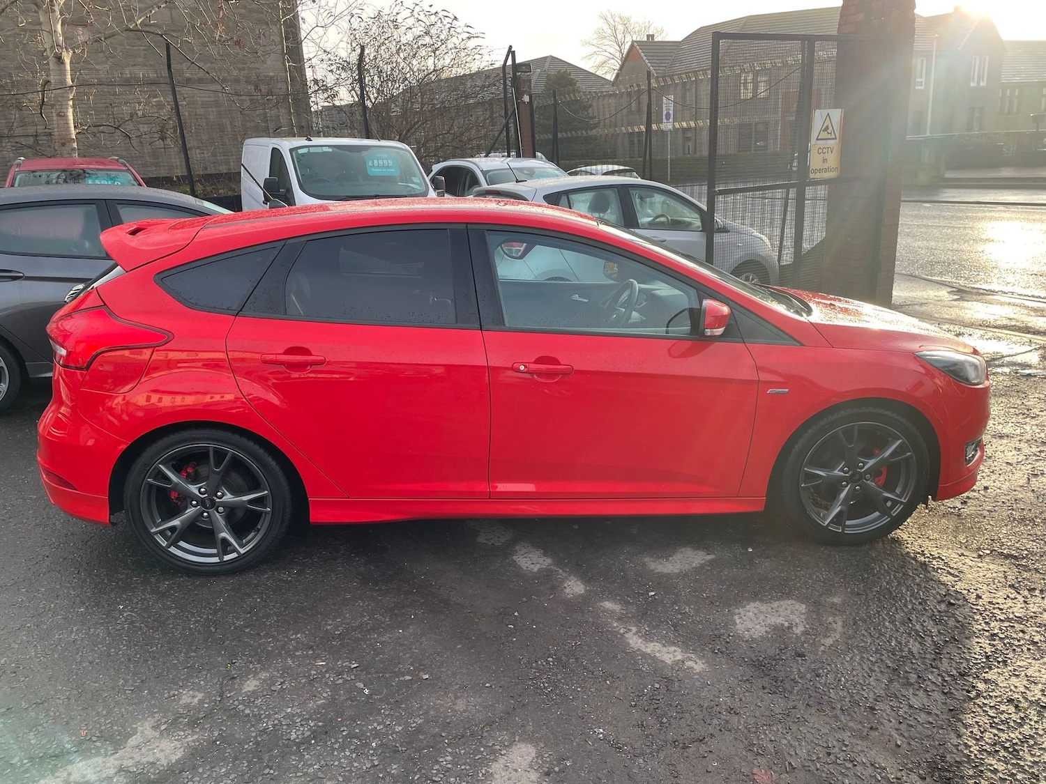 Used Ford Focus 2018 for sale - 76842227: Photo 3