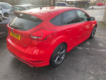 Used Ford Focus 2018 for sale - 76842227: Photo
