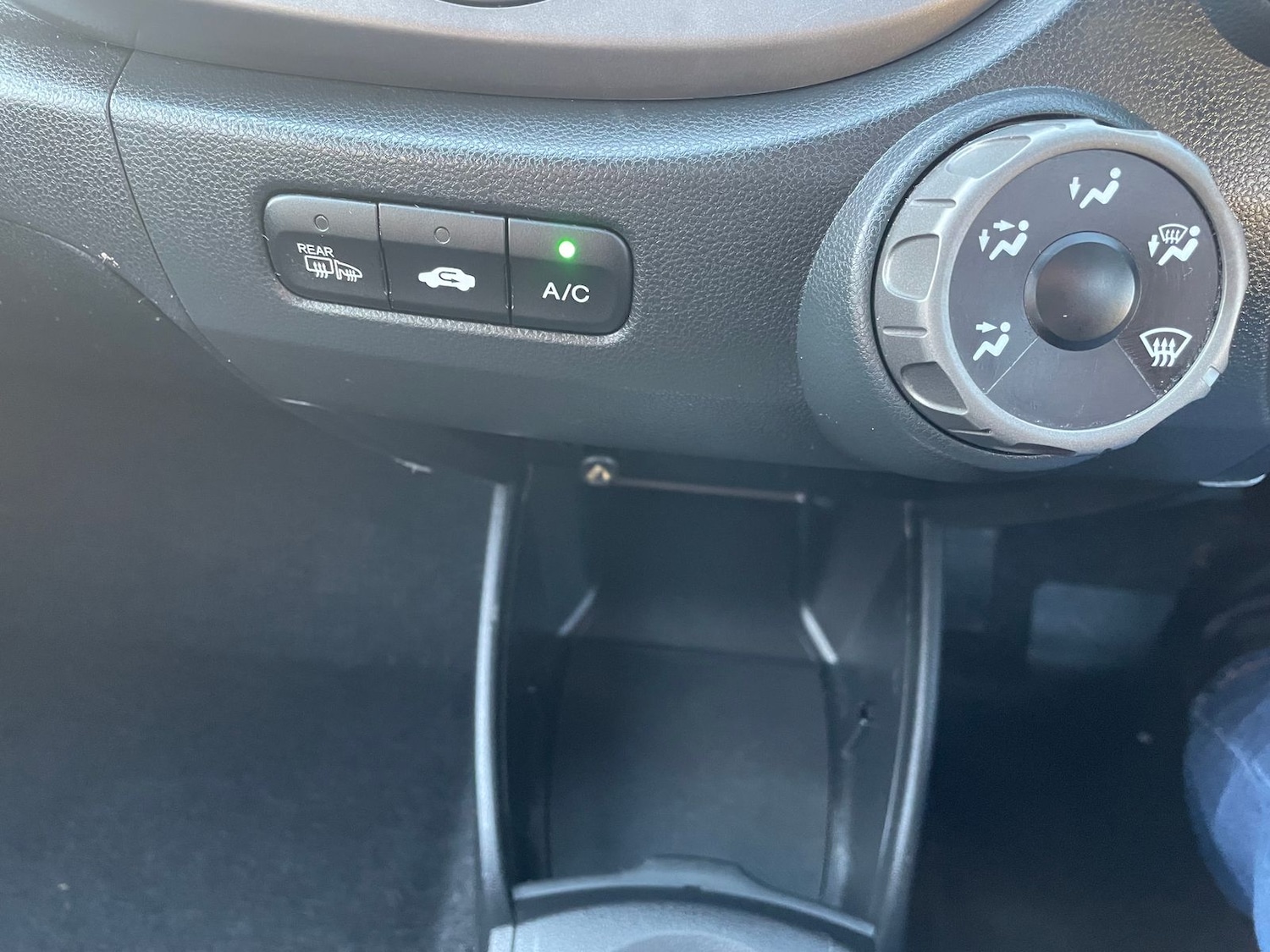 Used Honda Jazz 2009 for sale - 77082716: Photo 13