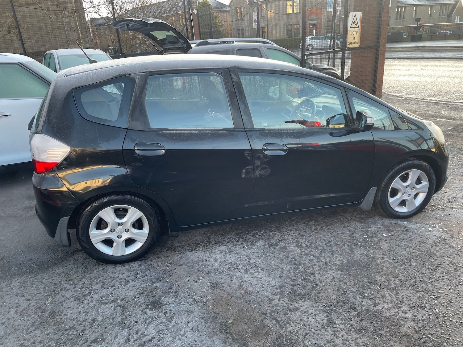 Used Honda Jazz 2009 for sale - 77082716: Photo 3