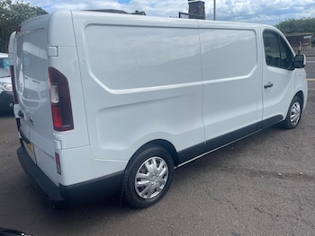Used Nissan NV300 2018 for sale - 78994888: Photo