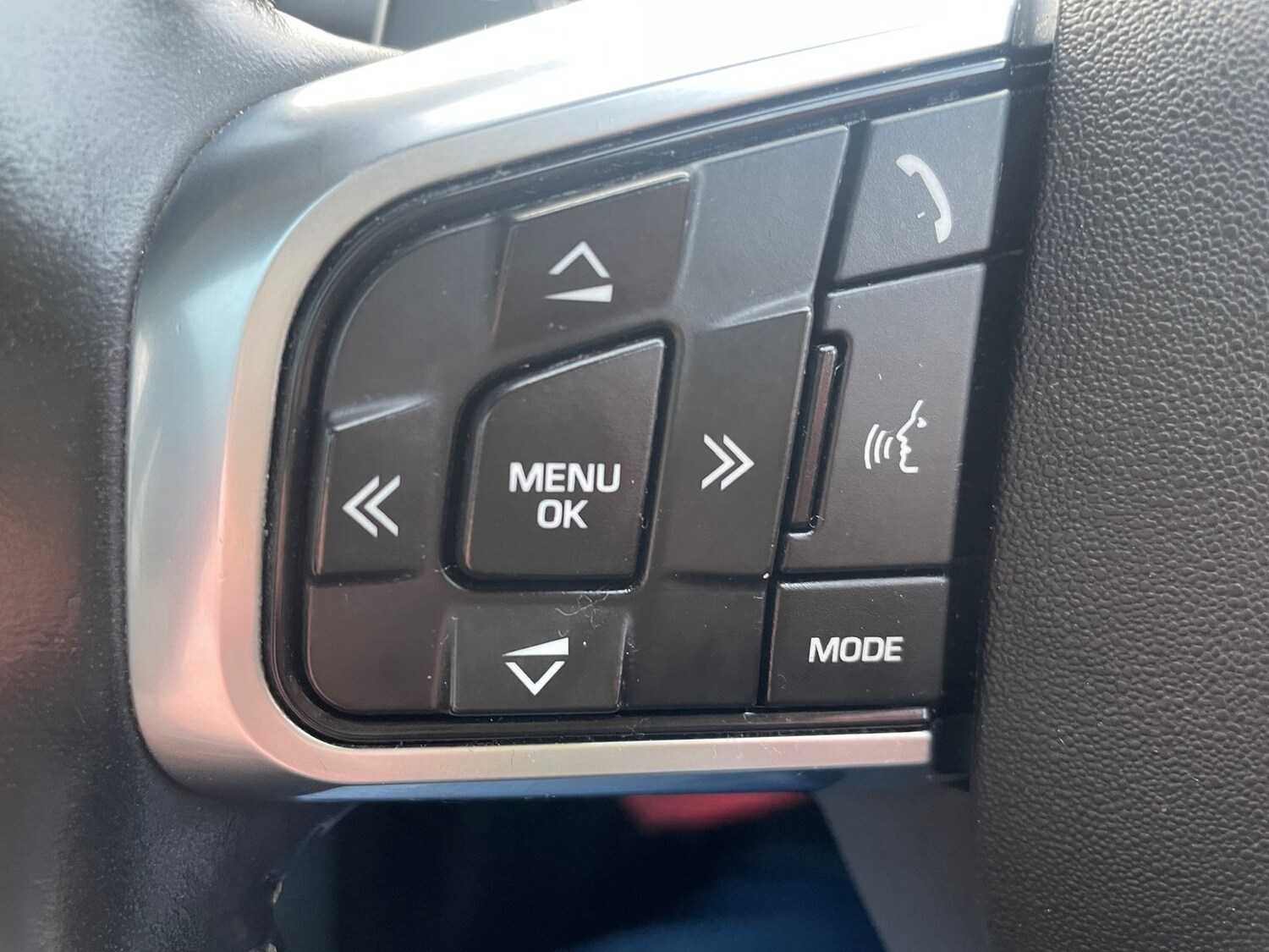 Used Land Rover Discovery Sport 2016 for sale - 77660495: Photo 20