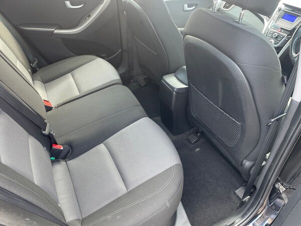 Used Hyundai i30 2015 for sale - 75565650: Photo 12