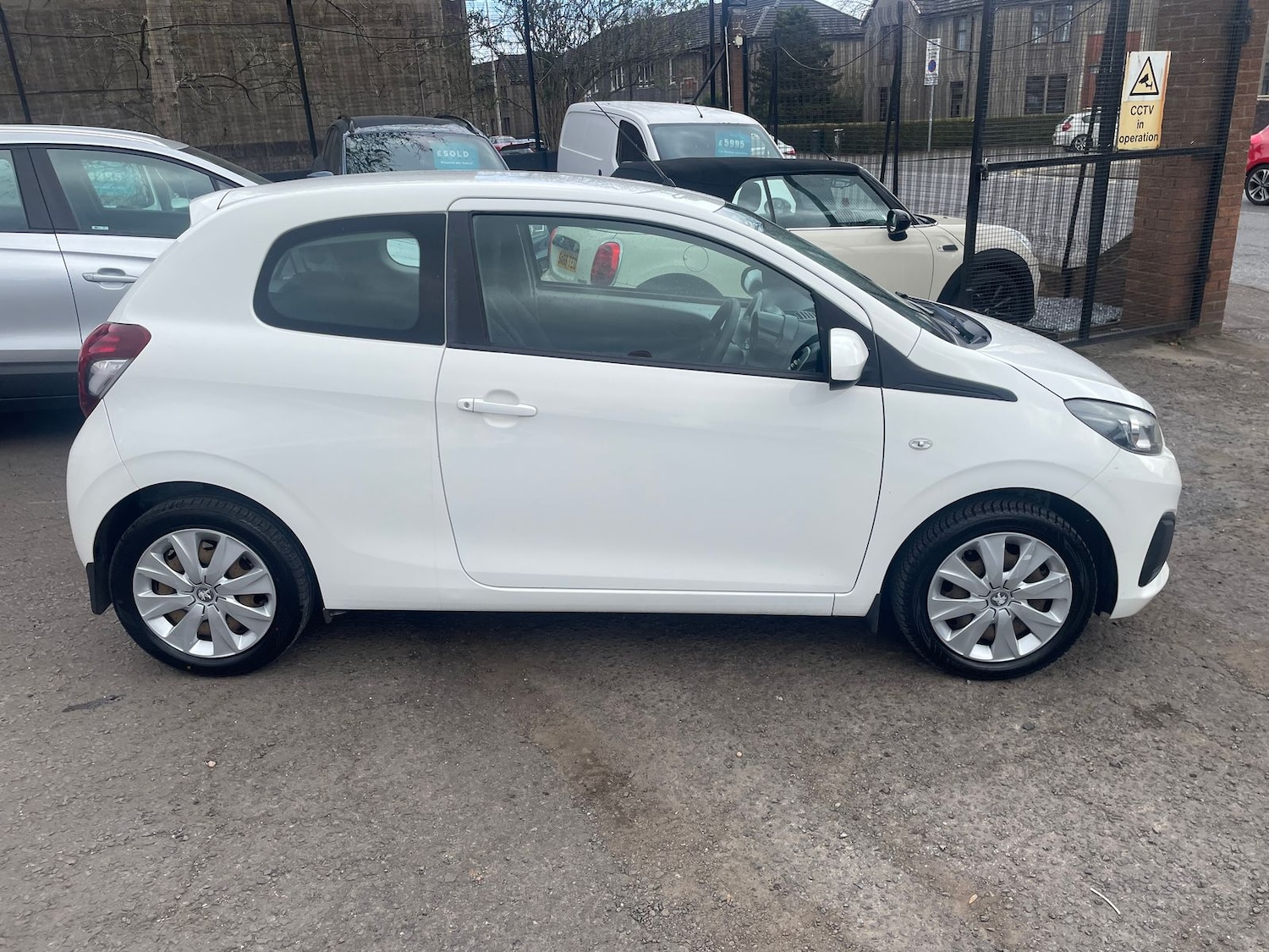 Used Peugeot 108 2015 for sale - 78049920: Photo 3