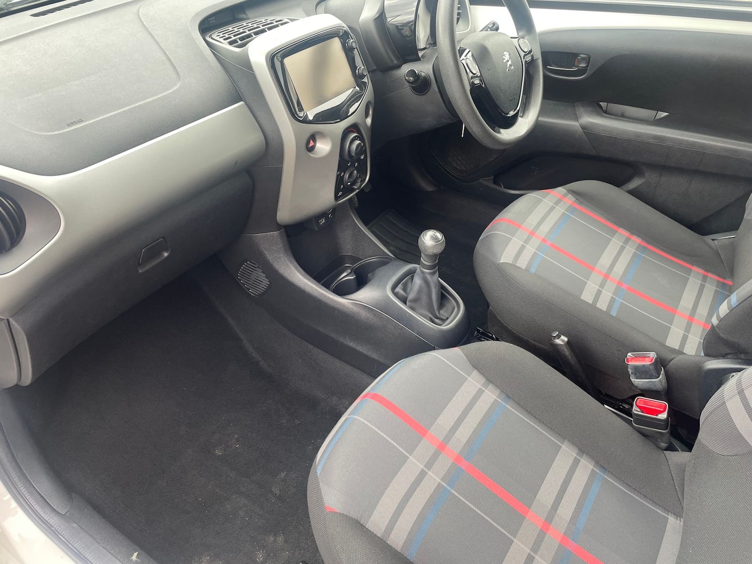 Used Peugeot 108 2015 for sale - 78049920: Photo 9