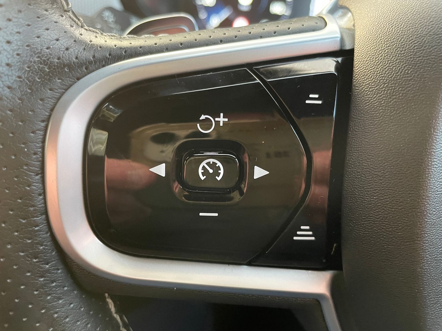 Used Volvo V90 2019 for sale - 76788409: Photo 25