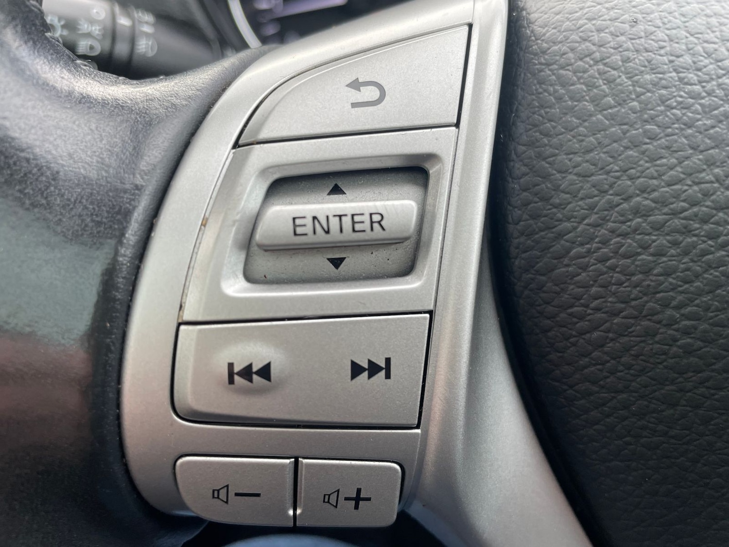 Used Nissan Qashqai 2016 for sale - 76842239: Photo 17