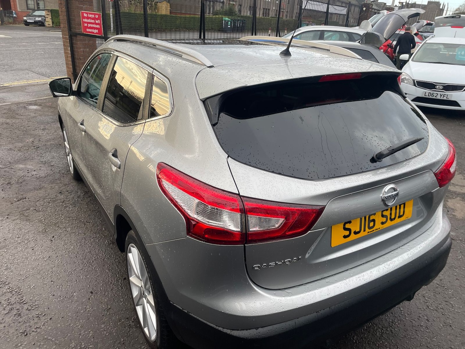 Used Nissan Qashqai 2016 for sale - 76842239: Photo 6